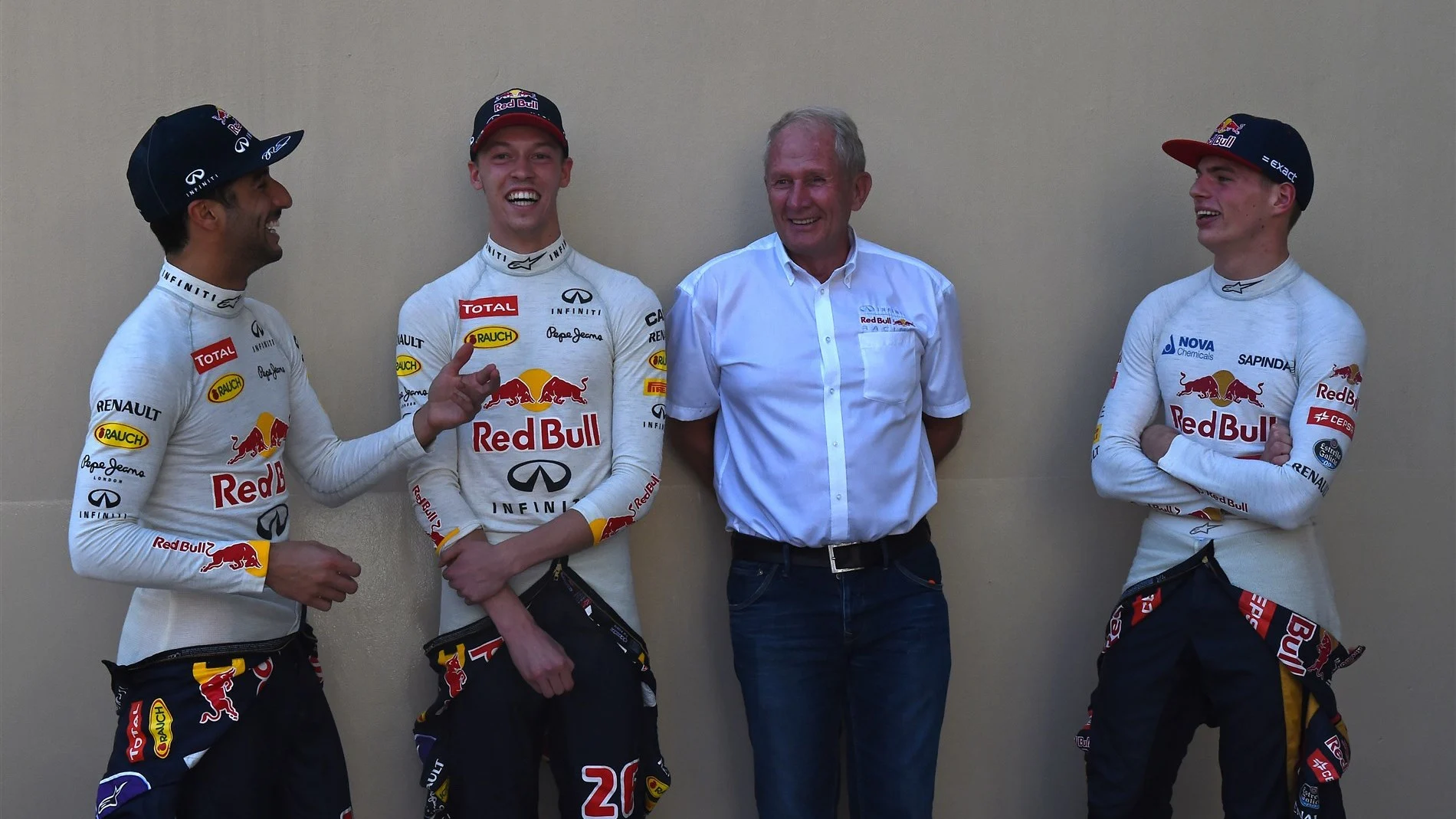 Dr Helmut Marko (AUT) Red Bull Motorsport Consultant with Daniel Ricciardo (AUS) Red Bull Racing, Daniil Kvyat (RUS) Red Bull Racing and Max Verstappen (NDL) Scuderia Toro Rosso at Formula One World Championship, Rd19, Abu Dhabi Grand Prix, Race, Yas Marina Circuit, Abu Dhabi, UAE, Sunday 29 November 2015. &copy; Sutton Motorsport Images